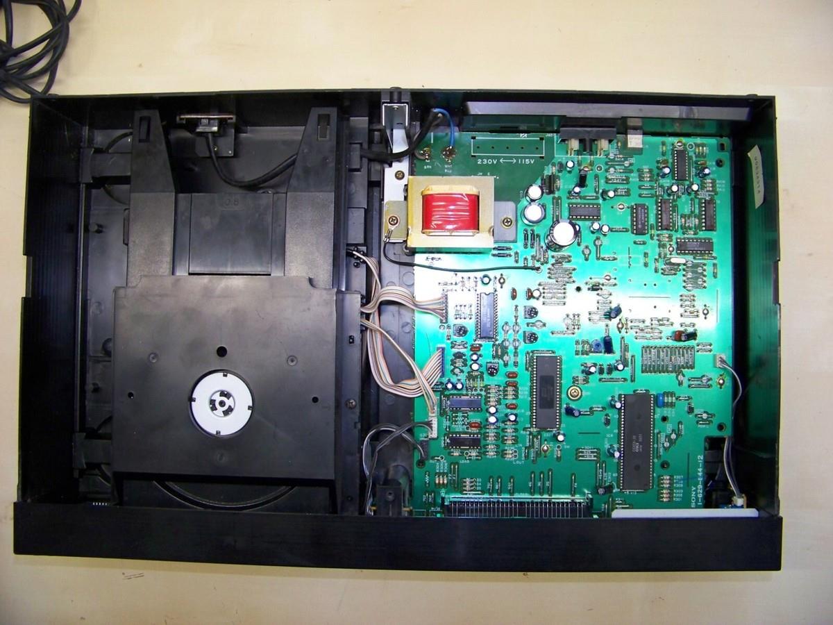 Uitwerplade aandrijfriem snaar voor CD speler Sony CDP-670 (US-Model)